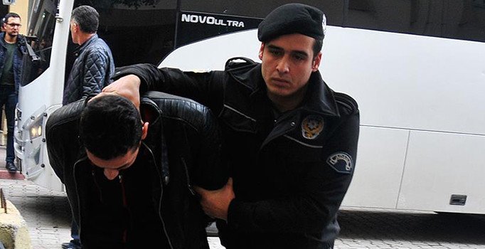 Interpol'un kırmızı bültenle aradığı DEAŞ'lı terörist Kilis'te yakalandı