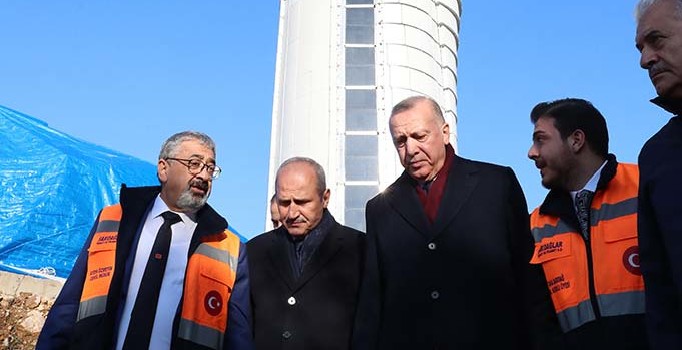 Erdoğan yapımı devam eden Çamlıca Kulesi'ni inceledi