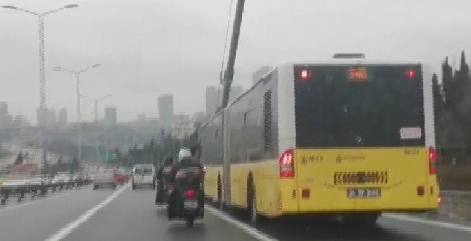 Boğaz köprülerinde sürücü dayanışması