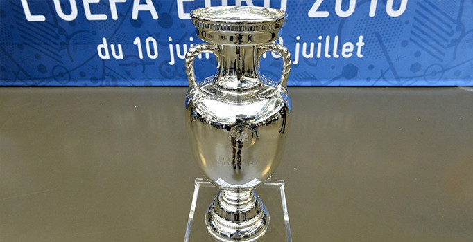 EURO 2016 kupası grevler yüzünden Fransa'ya getirilemiyor