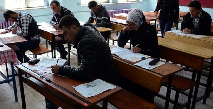 AÖF final sınavları ne zaman? AÖF sınav yerleri için geri sayım