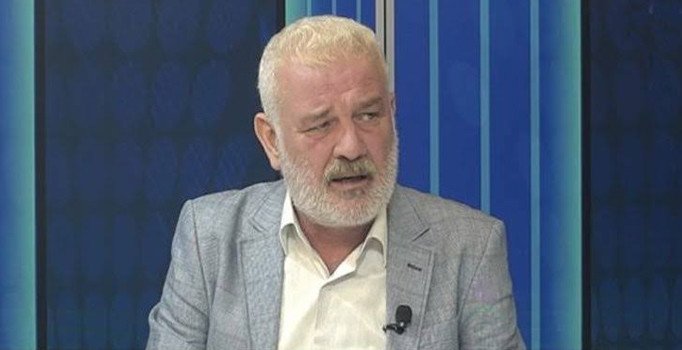 Sosyal güvenlik uzmanı Ali Tezel gözaltına alındı