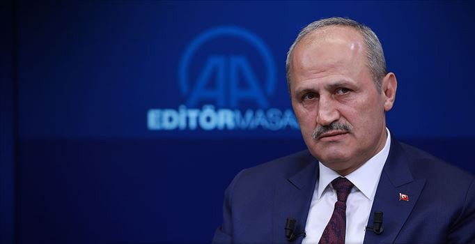 Bakan Turhan: Kanal İstanbul'dan yılda 5 milyar dolar kazanacağız