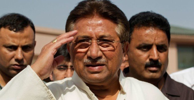 Yüksek Mahkeme'den Müşerref'in idam kararı itiraz