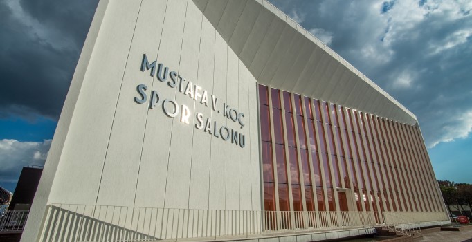 Tofaş Mustafa Koç Spor Salonu açıldı