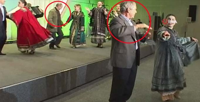 Bugüne kadar gizli tutuluyordu! İşte Putin ile Bush’un birlikte dans ettiği görüntüler