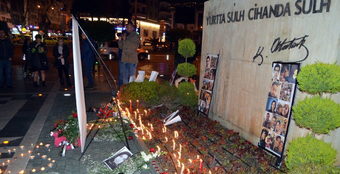 Alanya'da yerleşik İranlılar, düşen Ukrayna uçağındakiler için yas tuttu