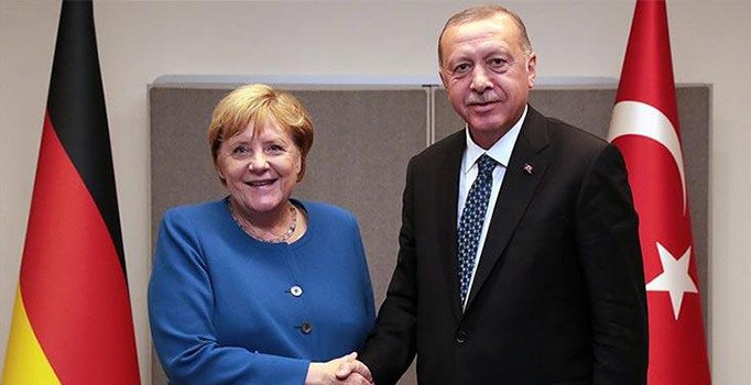 Son dakika! Cumhurbaşkanı Erdoğan, Merkel ile görüştü