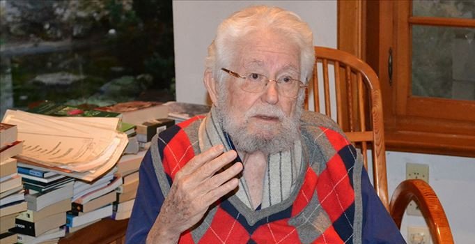 Hayrettin Karaca hayatını kaybetti