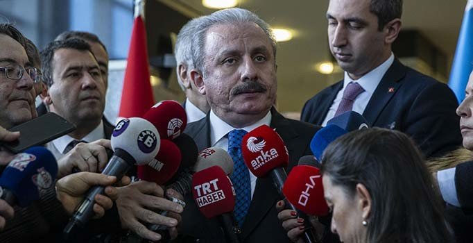 Şentop'tan Davutoğlu'na cevap: Ona ait bir dokunulmazlık dosyası yoktu