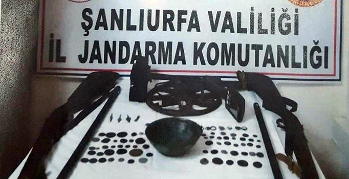 Şanlıurfa'da 104 adet tarihi eser ele geçirildi