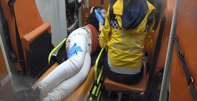 İstanbul'da korkunç olay! Genç kızı bıçaklayıp, gasp etti