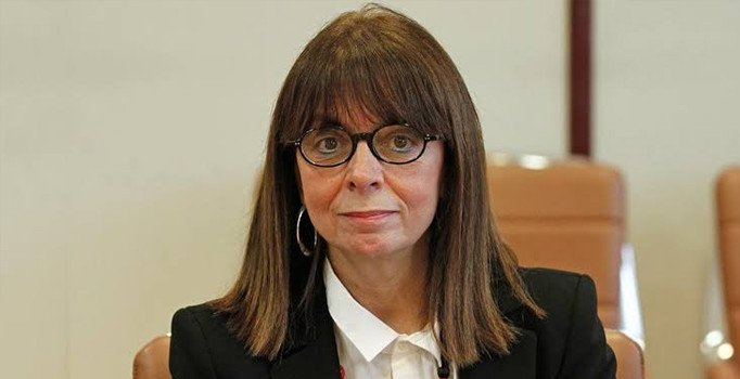 Yunanistan'ın yeni cumhurbaşkanı Sakellaropulu oldu