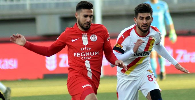 Göztepe'yi eleyen Antalyaspor kupada çeyrek finale yükseldi