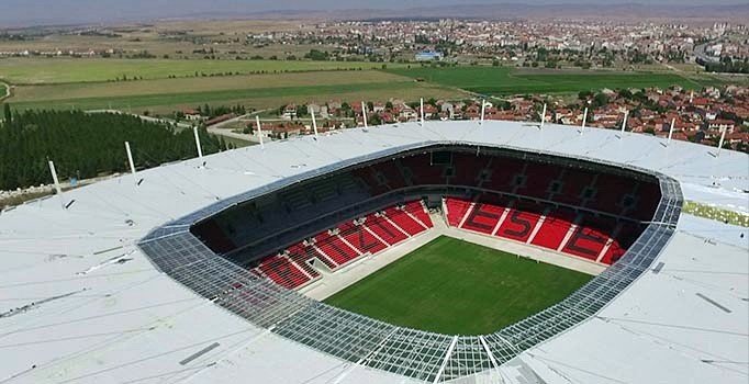 2016'da açılan Yeni Eskişehir Stadyumu riskli olduğu gerekçesiyle kapatıldı