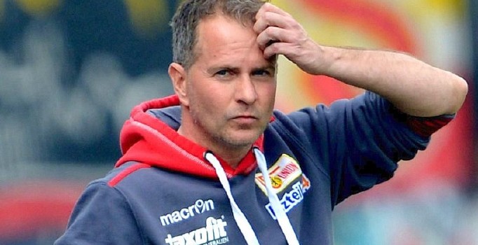 Bayer Leverkusen'in eski hocası Sascha Lewandowski hayatını kaybetti