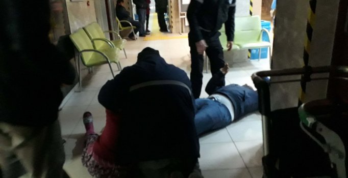 Birlikte yaşadığı kadını tüfekle öldürdü