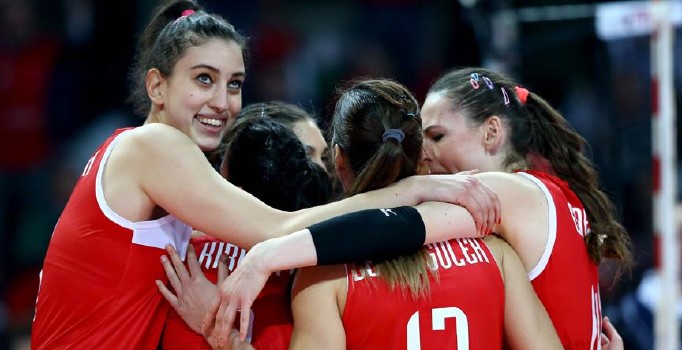 Milli voleybolcular Belçika karşısında