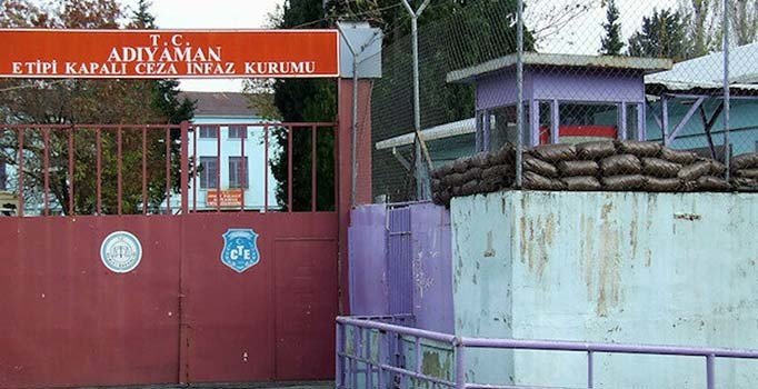 Adıyaman Cezaevi boşaltılıyor, hükümlüler tahliye edilmeye başlandı