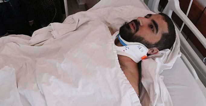 Depremden yaralı kurtulanlar anlattı: Elleriyle kazdılar, bizi iğne deliğinden çıkardılar