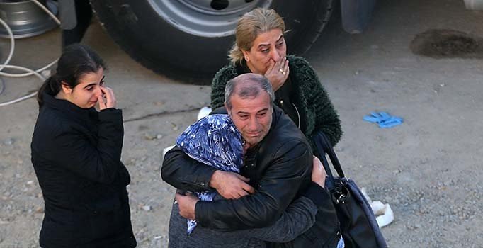 Son dakika! Sürsürü'de 38 saat sonra 3 kişi daha enkazdan çıkarıldı