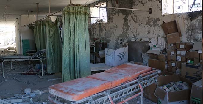 Rus savaş uçakları İdlib'de hastaneyi bombaladı