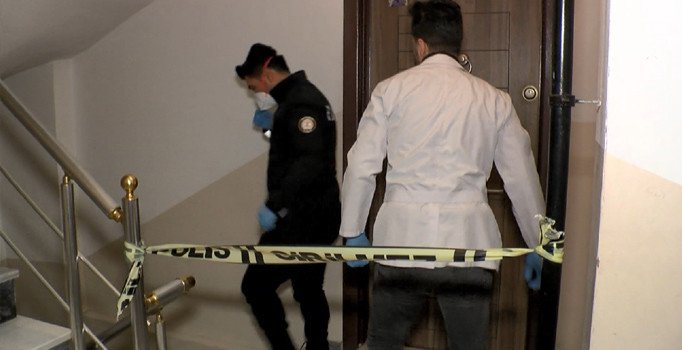 Evden yayılan kötü kokudan yaşlı adamın cesedine ulaşıldı