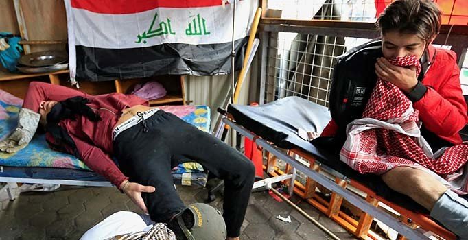 Bağdat'ta iki gösterici daha öldürüldü