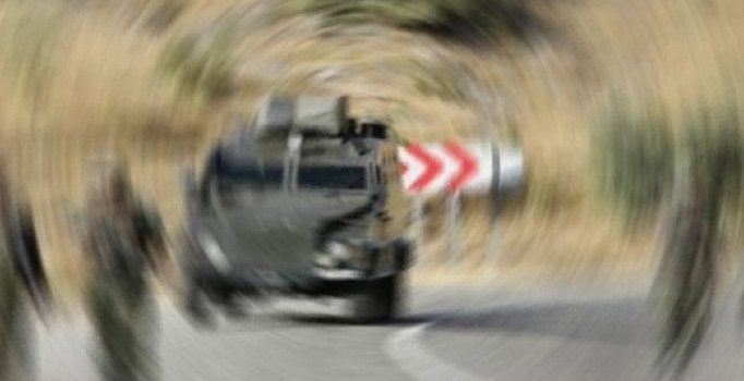 Şanlıurfa'da askeri araç devrildi: 4 yaralı