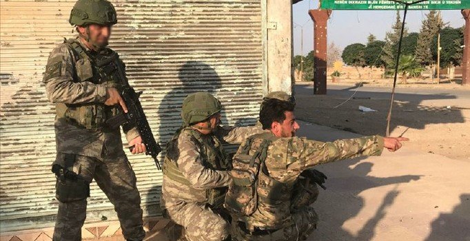 Son dakika! Tel Abyad'da eylem hazırlığındaki teröristler yakalandı