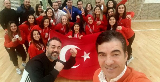 Hokey Kadınlar A Milli Takımı, Avrupa ikincisi oldu