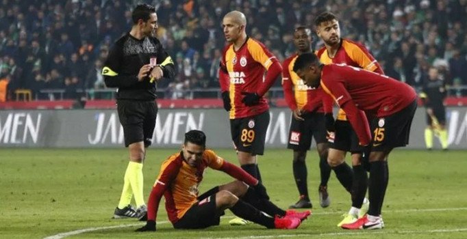 Galatasaray'da sakatlanan Falcao ve Saracchi'nin tedavilerine başlandı