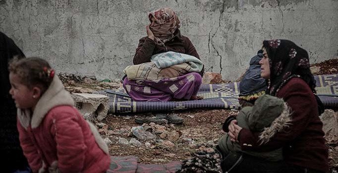 İdlib'de 39 bin sivil daha Türkiye sınırına göç etti