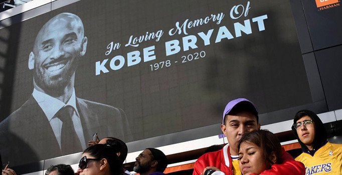 NBA'de Lakers'ın maçı Kobe Bryant'ın ölümü nedeniyle ertelendi