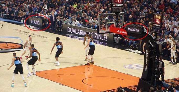NBA'de Cleveland-Pelicans maçında Elazığ ve Malatya'ya destek
