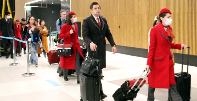 Rusya, Çin vatandaşlarının vizesini askıya aldı