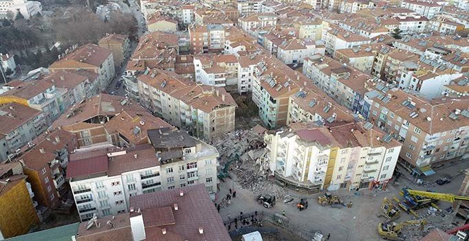 Deprem sonrası fırsatçılar iş başında! Elazığ'da kiralar 2 katına çıktı