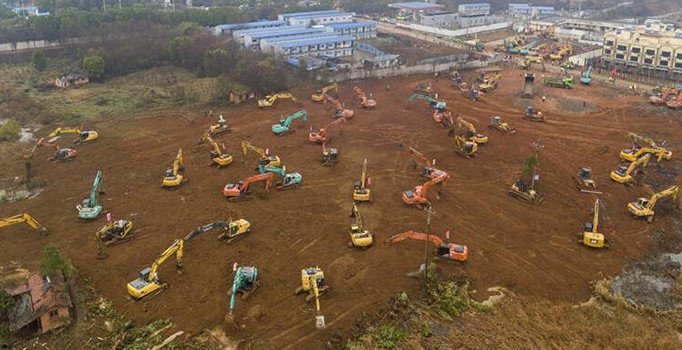 Çin'de koronavirüs korkusu 2 günde hastane yaptırdı