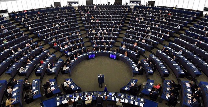 Avrupa Parlamentosu, Brexit Anlaşması'nı onayladı