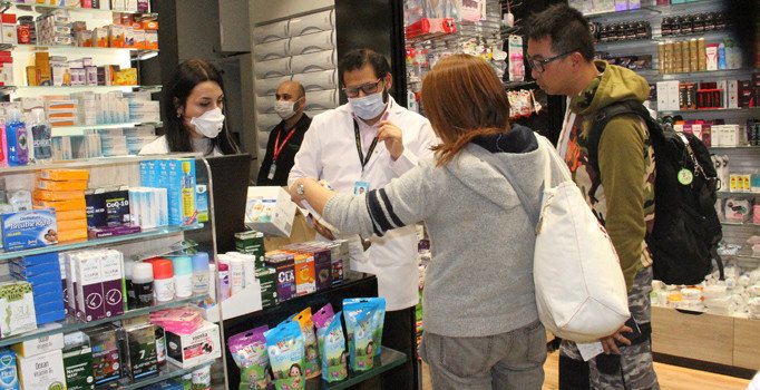 İstanbul'da koronavirüs paniği: Maske satışları patladı