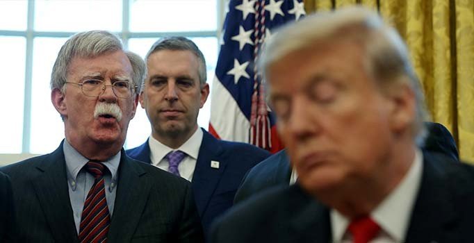 Senato'daki azil soruşturmasına 'Bolton' damga vurdu