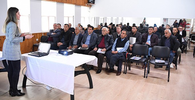 Konyaaltı Belediyesinden 'kadına yönelik şiddetle mücadele' semineri