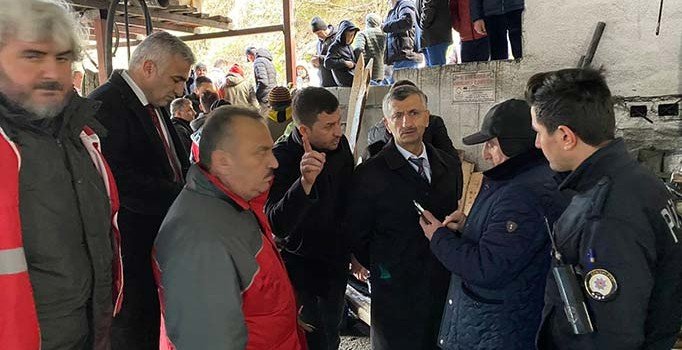 Çöken kaçak maden ocağını inceleyen Zonguldak Valisi: Allah bize akıl fikir versin