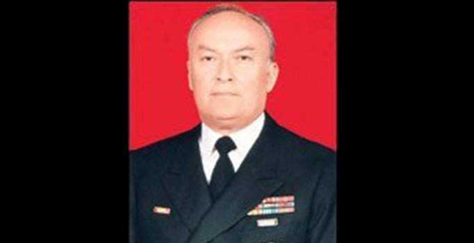 Deniz Kuvvetleri Eski Komutanı Bayazıt hayatını kaybetti