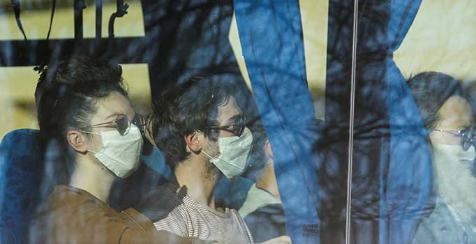 Koronavirüs 43 bin 97 kişiye bulaştı