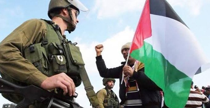 Batı Şeria'da Filistinliler ile İsrail askerleri arasında arbede