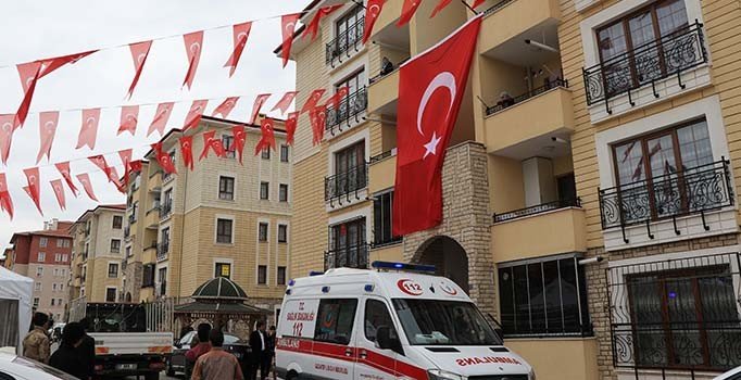 İdlib ateşi Gaziantep'e düştü, iki asker şehit oldu