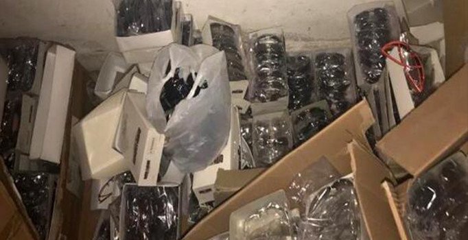 Aksaray'da 18 bin adet kaçak güneş gözlüğü ele geçirildi
