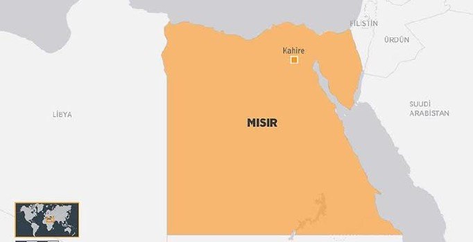 Mısır'da ticari araç ile kamyon çarpıştı: 11 ölü!