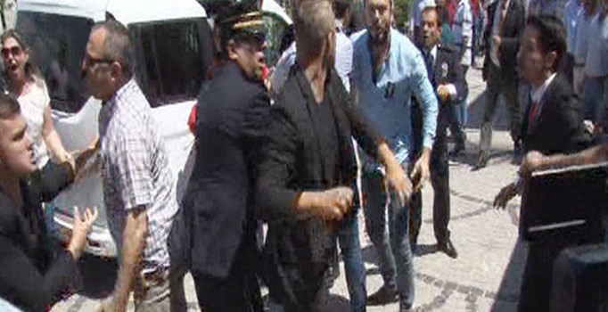 Edirne'de şehit cenazesi sonrası arbede çıktı